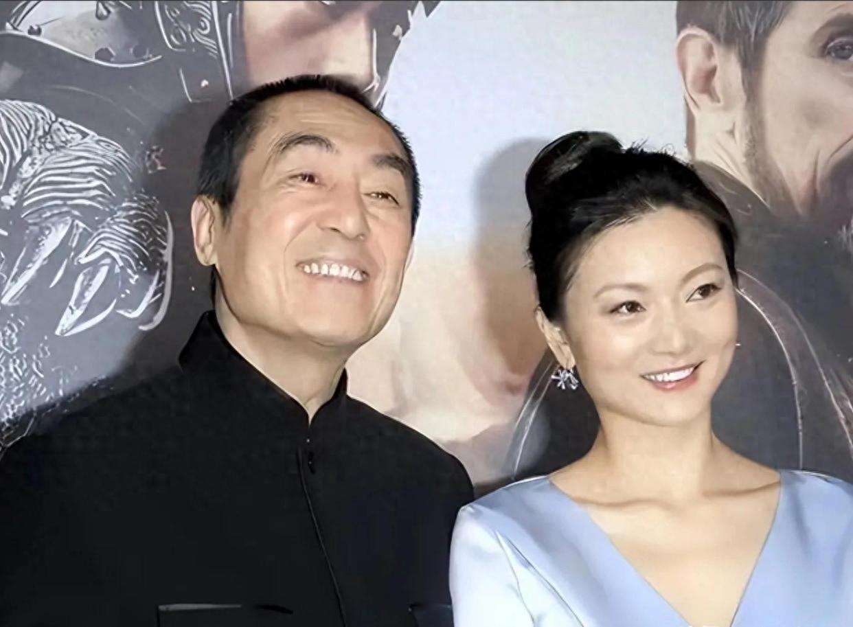 世界杯官网-张艺谋75岁衰老体衰,相差31岁的陈婷,生了一个“年轻版的自己”